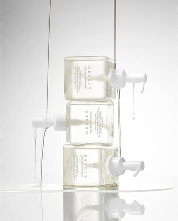 Image du produit Needly Huile nettoyante douce Nettoyant doux et profond Élimination des points noirs et des impuretés (Lingettes nettoyantes pour le visage, 240 ml)