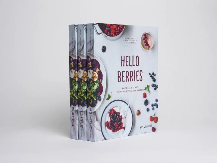 Produktbild Hello Berries (Deutsch, Saskia van Deelen, Vera Schäper, Julia Cawley, 2021)