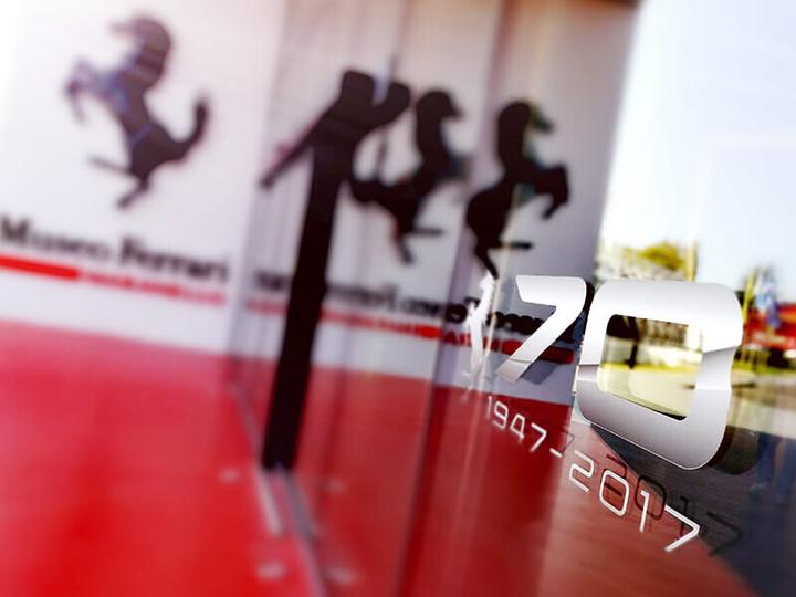 Image du produit Smartbox Pilotage d’exception en Ferrari 488 dans les rues de Maranello avec vidéo souvenir (1 Personne)