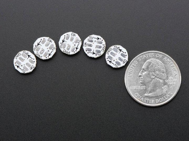 Produktbild Adafruit NeoPixel Mini Button PCB, 5er Pack, RGB-Pixel mit 24-Bit Farbe und Konstantstromtreiber