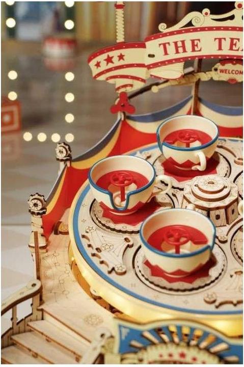 Produktbild Rokr Tilt-A-Whirl - 3D Holzbausatz (elektrisch)