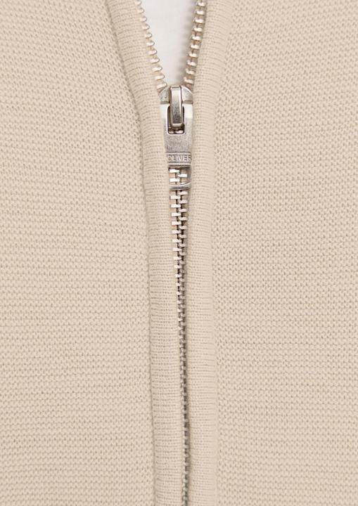 Image du produit s.Oliver Strickjacke Strukturierte Strickjacke mit Logo-Patch (XXL)