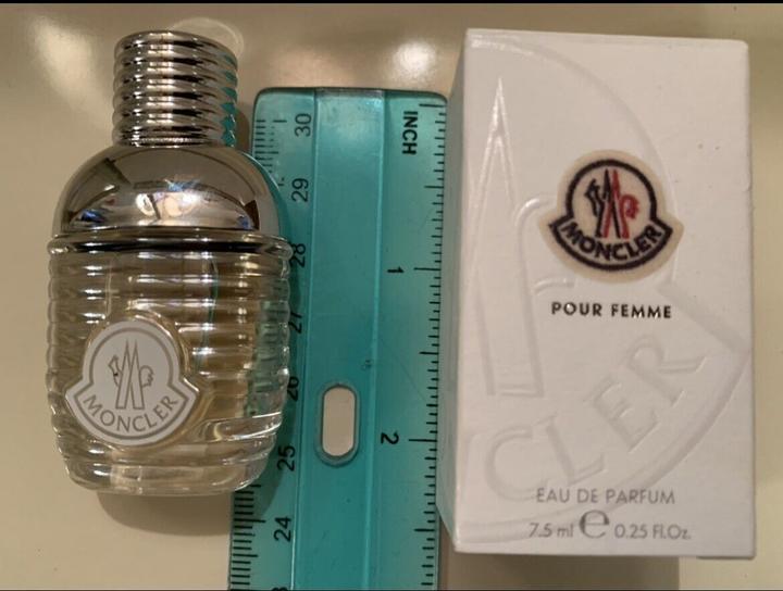 Actual product image Moncler MINIATURA Pour Femme EDP 7,5ml (Eau de parfum, 7.50 ml)