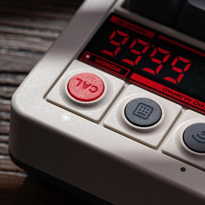 Produktbild 8bitdo Retro 18 Mechanical Numpad (N Edition) - Numpad (Nummernblock, Kabelgebunden, Kabellos)