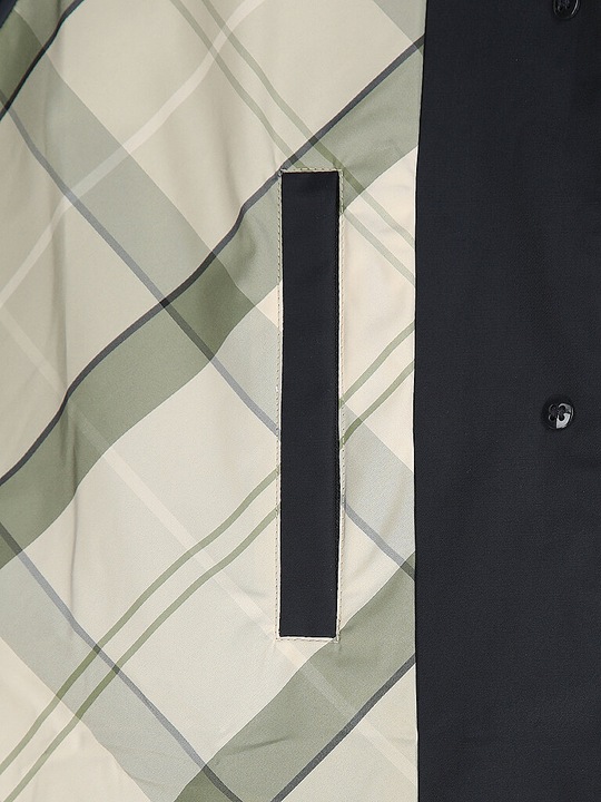 Actual product image Barbour Regenmantel MAIA (44)