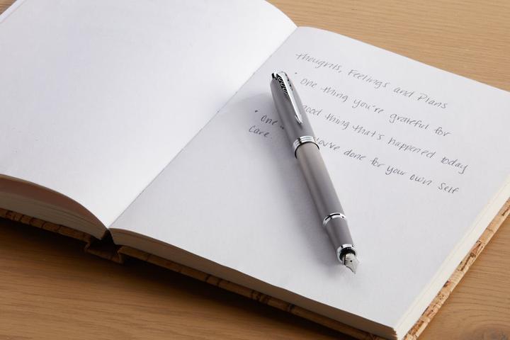 Immagine prodotto Parker Pen Parker IM Writing Rituals stilografica grigia, linea. F (Grigio, 1x)