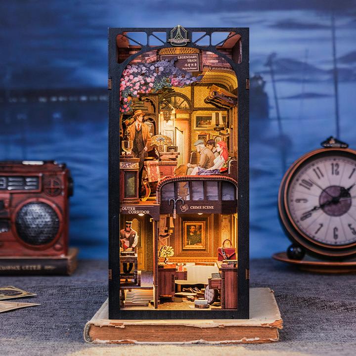 Produktbild Figured'Art Book Nook – Zugmysterium