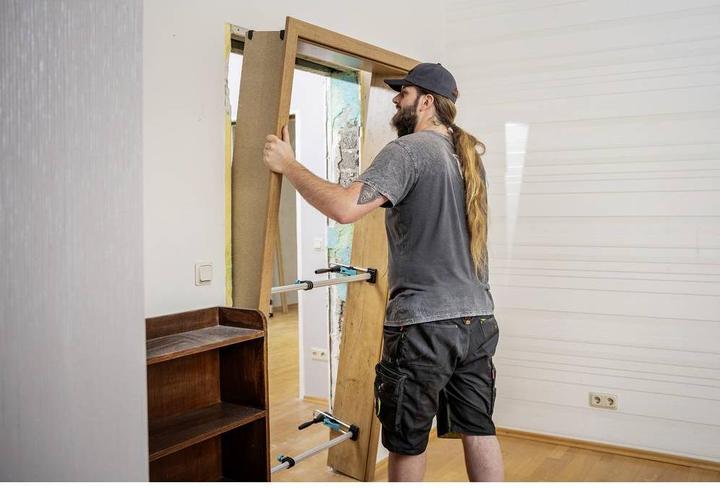 Image du produit wolfcraft 1 kit de montage de doublure de porte PRO 8 pcs. (1000 mm)