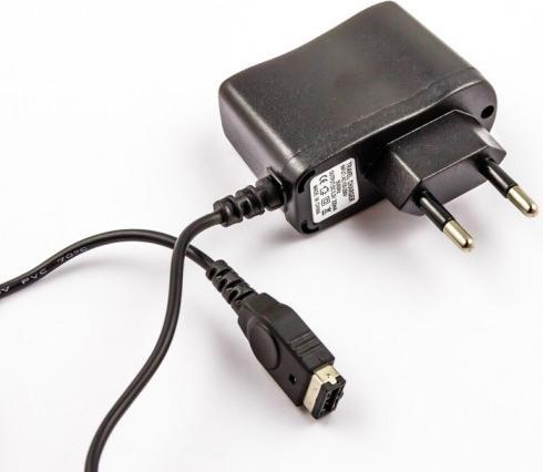 AccuCell AC/DC Adapter für Nintendo DS, Game Boy Advance SP (DSi XL)