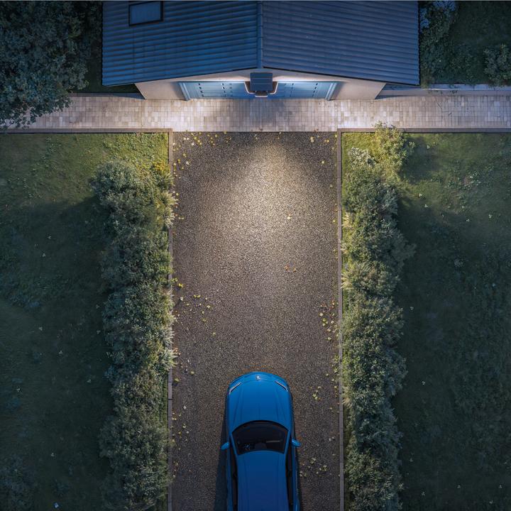 Actual product image Philips Outdoor Ultra-Efficient Solar Zyren (4000 lm, IP65)