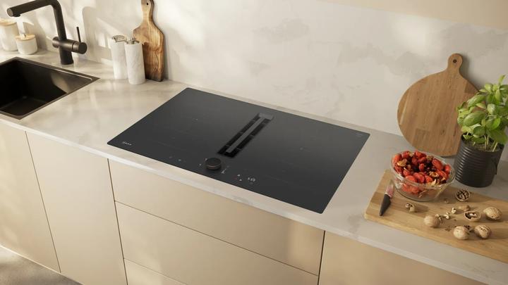 Actual product image Neff V68PYX4C0