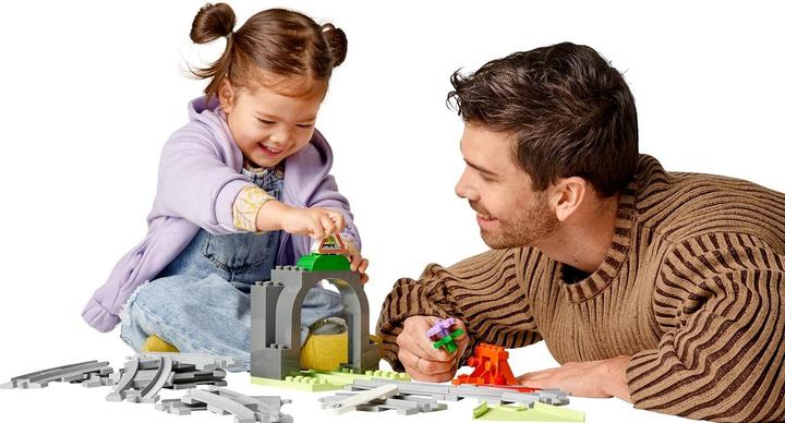 Image du produit LEGO Tunnel ferroviaire et rails - Kit d'extension (10425)