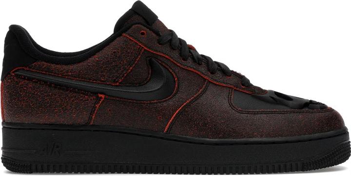 Image du produit Nike Air Force 1 Low Retro QS Halloween Skull (43)