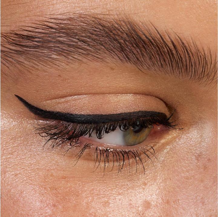 Actual product image essence Quick Wing (01 Black)