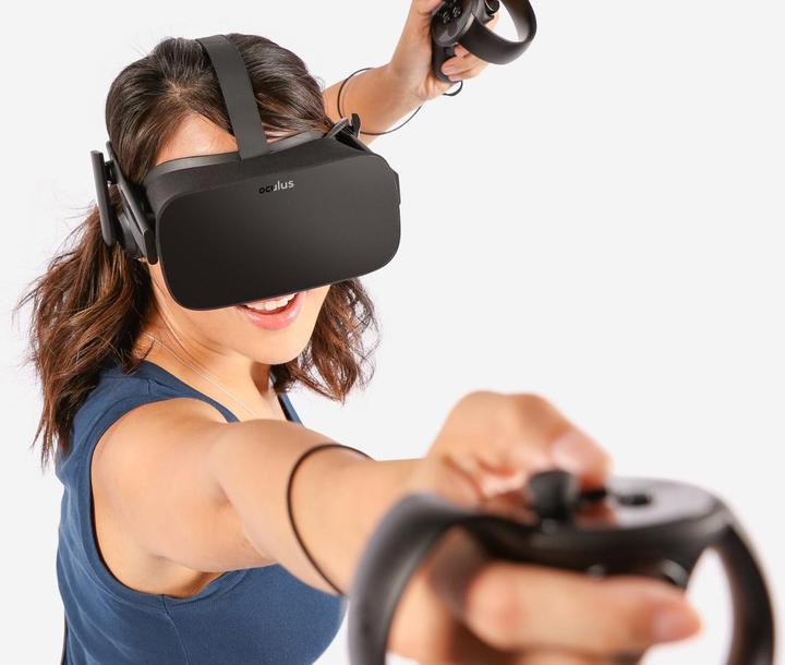 Actual product image Meta Rift VR + Touch