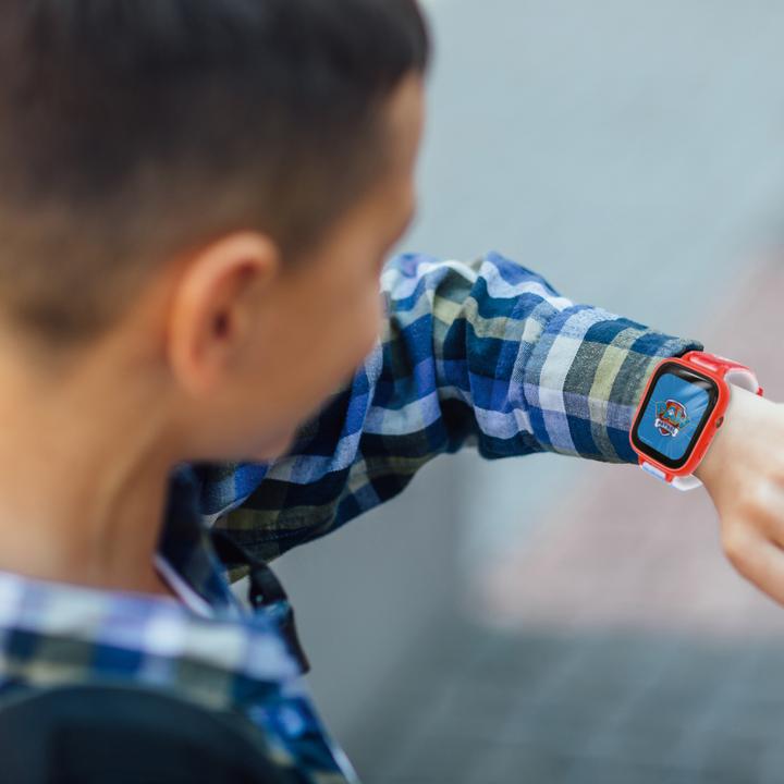 Productafbeelding Lexibook Paw Patrol klok met kleurenscherm en camera (Meertalig)
