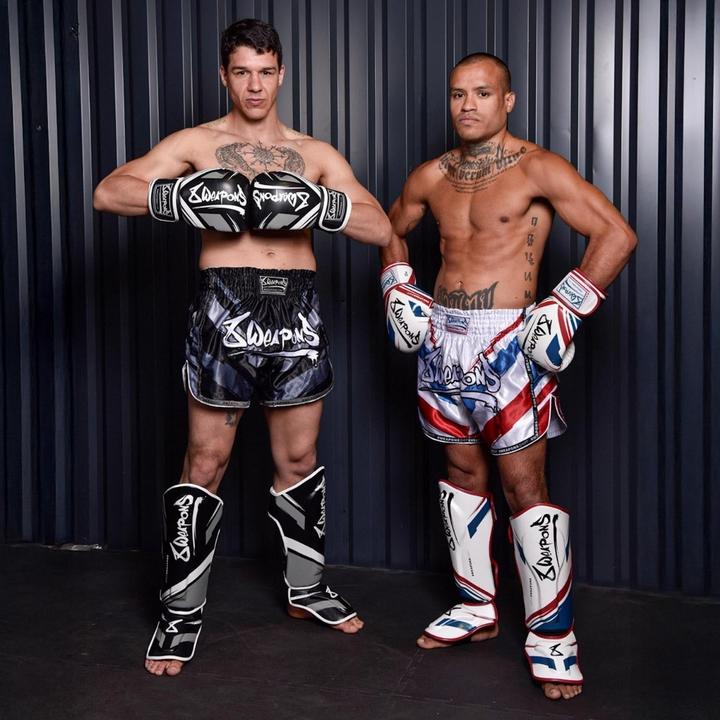 Produktbild 8Weapons Boxing Gloves, Shift, black-white, 16 Oz (16 OZ)