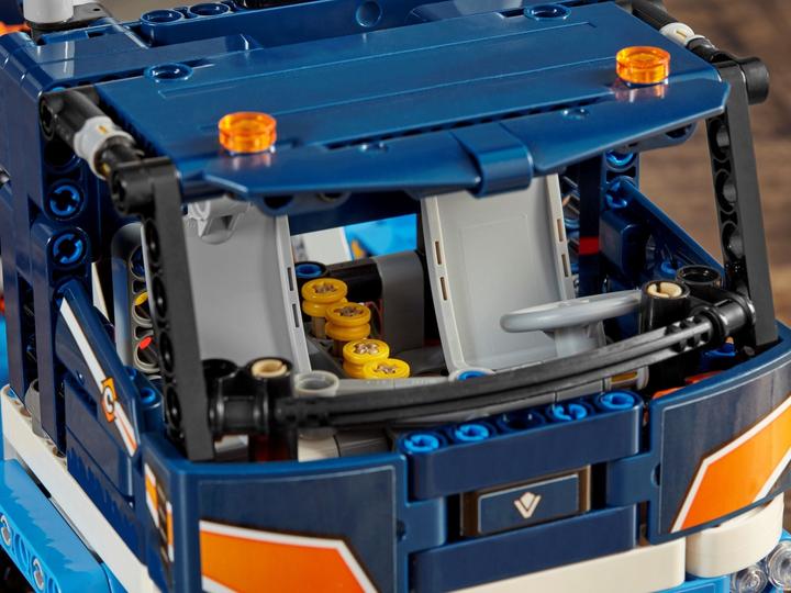 Actual product image LEGO Concrete mixer truck (42112, LEGO Technic)