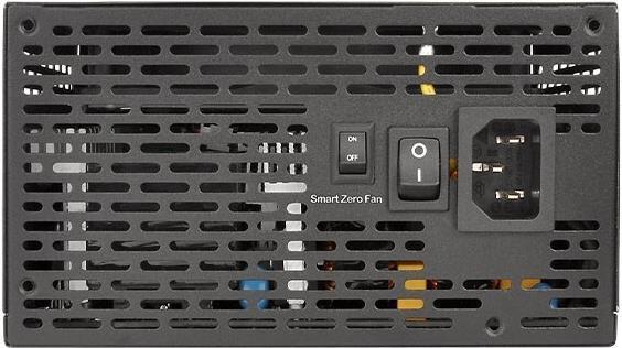 Immagine prodotto Thermaltake ToughPower PF3 750W Gen 5 Alimentatore ATX 3.0 80+ Platinum PCle 5.0 (750 W)
