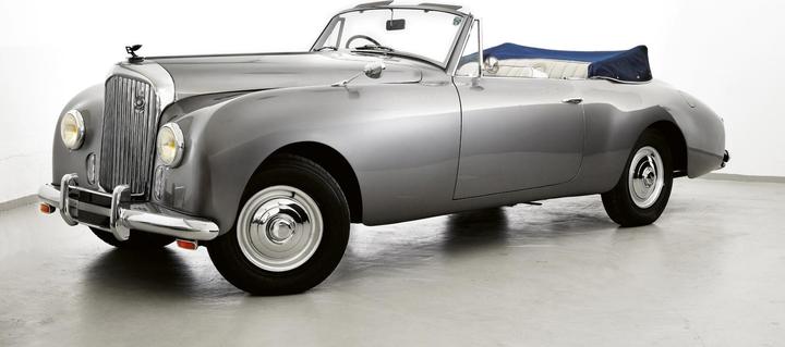 Immagine prodotto Classic Cars Review (Inglese, Tedesco, Michael Görmann, 2025)