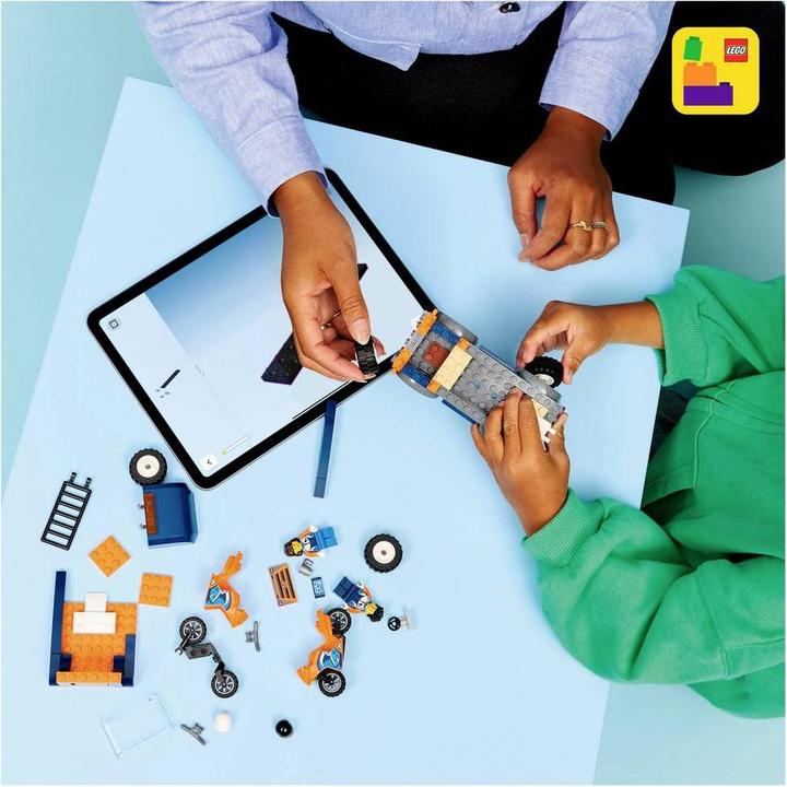 Actual product image LEGO Motorradtransporter (LEGO City)