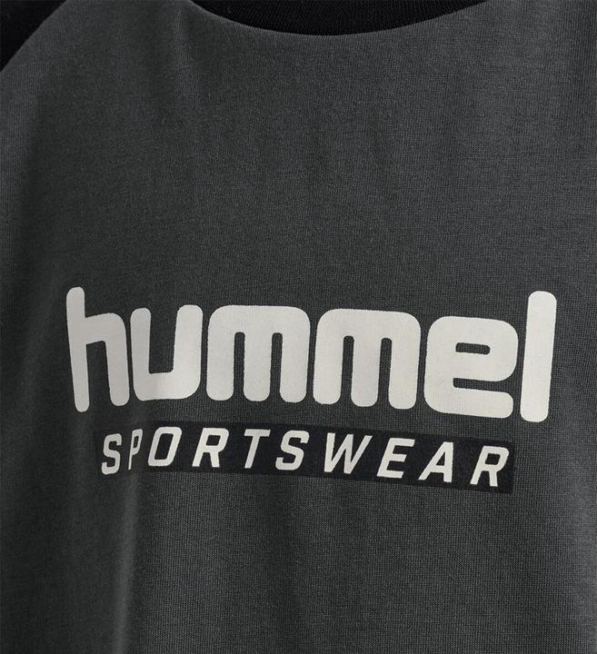 Produktbild hummel Logo (26, 28)