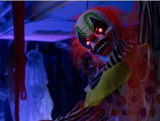 Actual product image Europalms Halloween Figur Clown Curby, animiert, 155cm (1 pcs.)