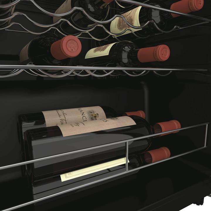 Immagine prodotto Candy CWC033M Cantinetta refrigerata 33 bottiglie regolazione