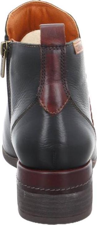 Actual product image Pikolinos Malaga (37)