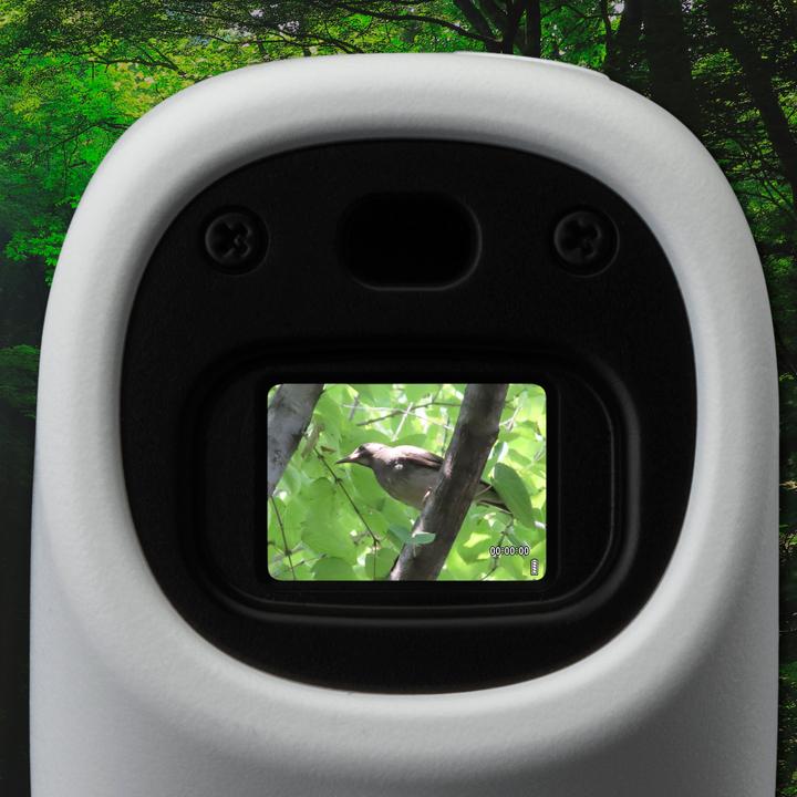 Actual product image Canon Powershot Zoom Essential Kit (100 - 400 mm, 12.10 Mpx, 1/3")