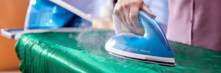 Actual product image Philips PerfectCare Compact Essential (2400 W, 120 g/min)