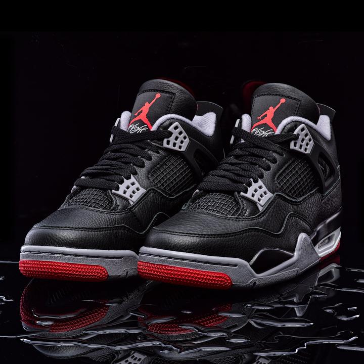 Image du produit Nike Air Jordan 4 (46)