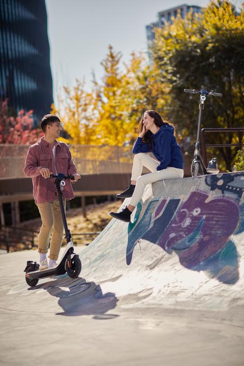 Actual product image Niu KQi2 Pro (20 km/h, 40 km, 300 W)