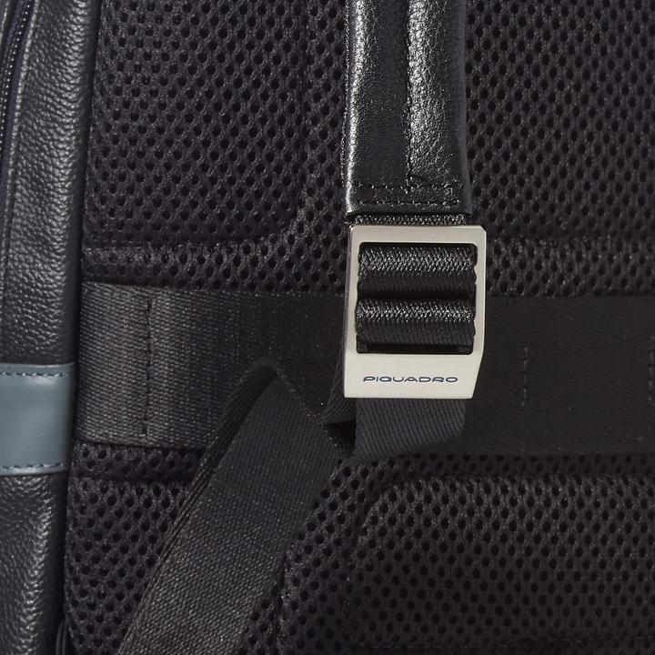 Actual product image Piquadro Unisex PC Laptop Backpack