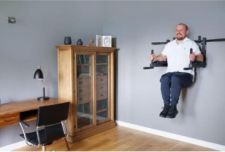 Actual product image BenchK Pull-up bar and dip bar - wall solution