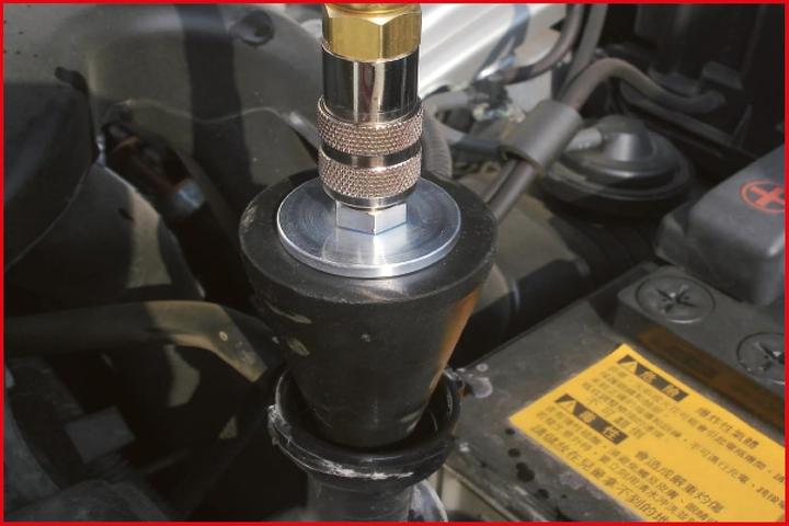 Actual product image KS Tools Cooling system diagnostic service kit