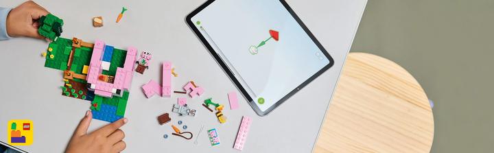 Actual product image LEGO Das Babyschwein-Haus (LEGO Minecraft)