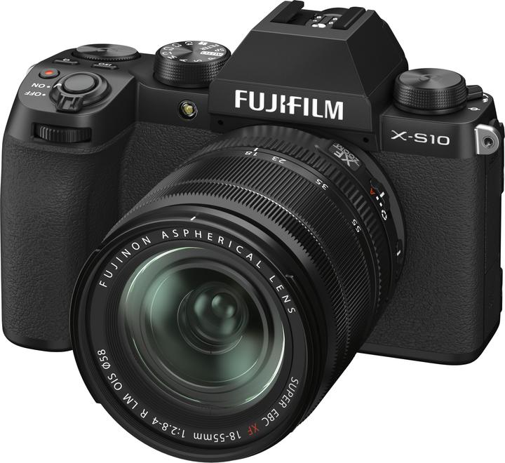 Fujifilm X-S10 (18 - 55 mm, 26.10 Mpx, APS-C / DX)
