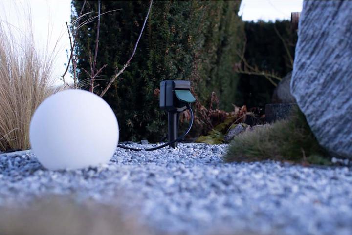 Produktbild Brennenstuhl Connect WIFI Gartensteckdose mit Erdspiess und Montageplatte IP44 2-fach 10m H07RN-F3G1,5 (2x, CEE 7/3, 10 m)