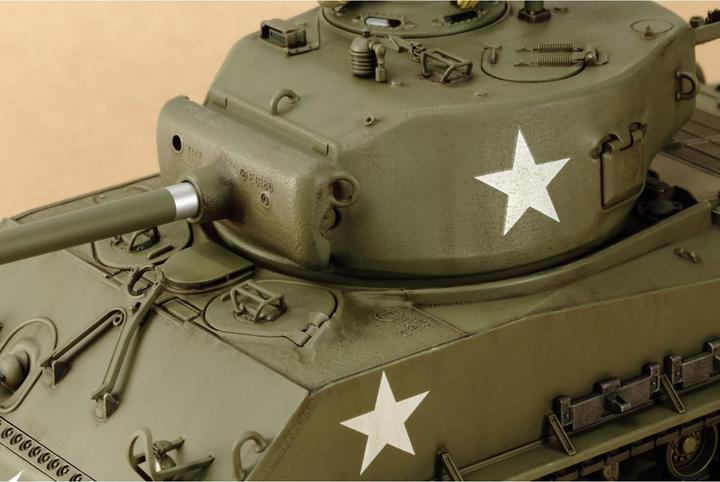 Produktbild Tamiya U.S. Medium Tank M4A3E8 Sherman Easy Eight