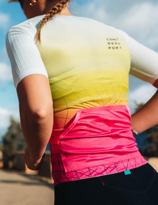 Produktbild Compressport Tri Postural Aero SS Top W (S)