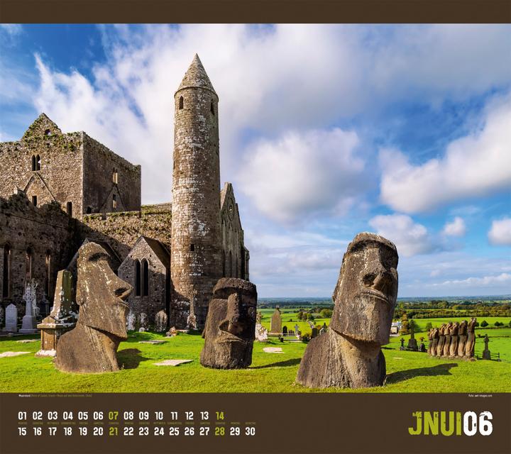 Actual product image Verrückte Welt Kalender 2026 (54 x 48 cm)