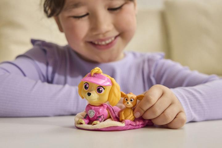 Produktbild Paw Patrol - Skye's Camping Figure - Skye