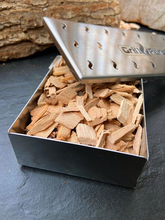 Actual product image Grillfürst Smoking chips apple - 1 kg