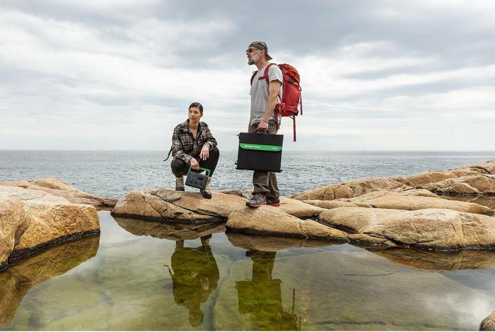 Image du produit APC Schneider OffGrid Portable Solar Panel 100W (100 W, 3.80 kg)