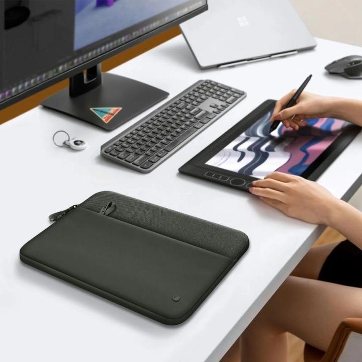 Actual product image Tech-Protect Sleeve Laptoptasche 13-14 - Grün (14")