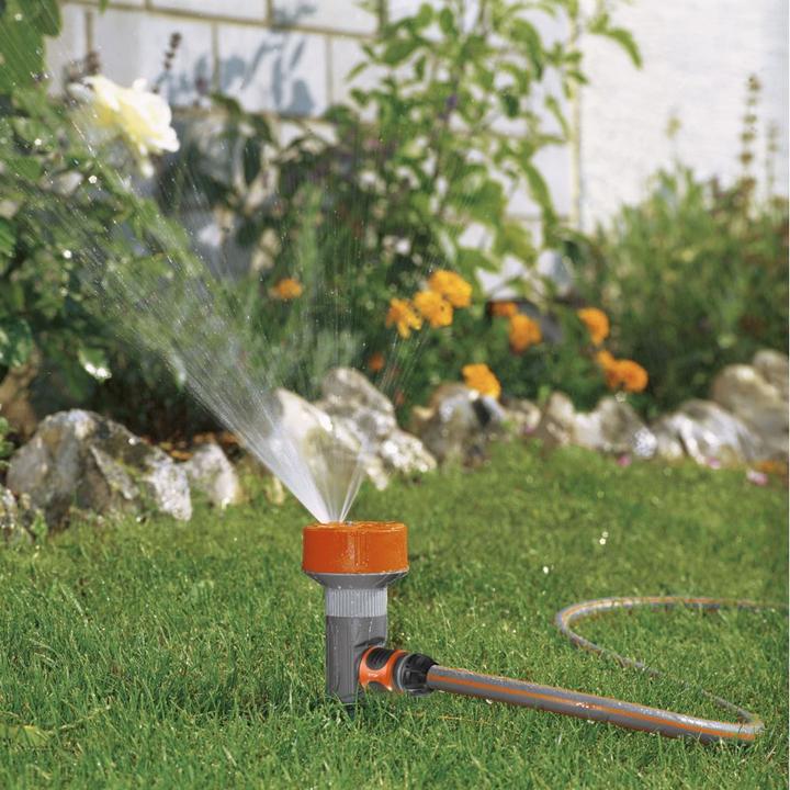 Actual product image Gardena Classic 4-Plates Sprinkler Twist - Action (Area irrigator)