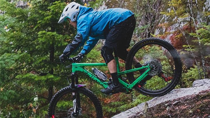 Actual product image Giro Xnetic H20 (M)