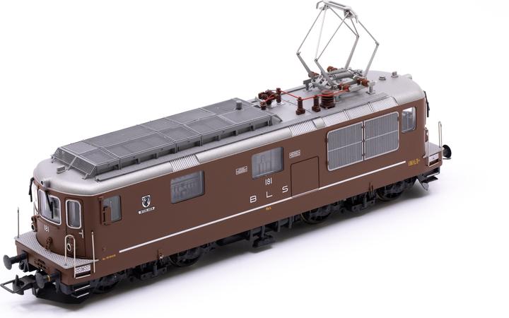 Actual product image Rivarossi BLS electric locomotive Re 4/4 181 Interlaken long version Ep. IV (Track H0)