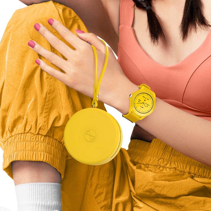 Actual product image Forever Smartwatch Colorum CW-300 xYellow (43 mm)